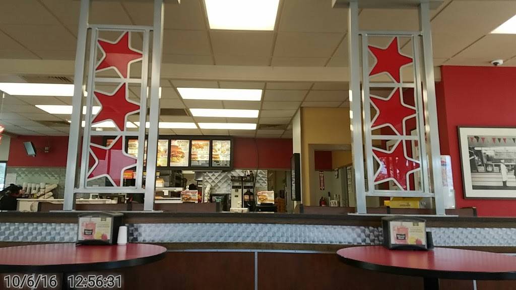 Hardees | restaurant | 125 W Maple St, Cumming, GA 30040, USA | 7708444440 OR +1 770-844-4440