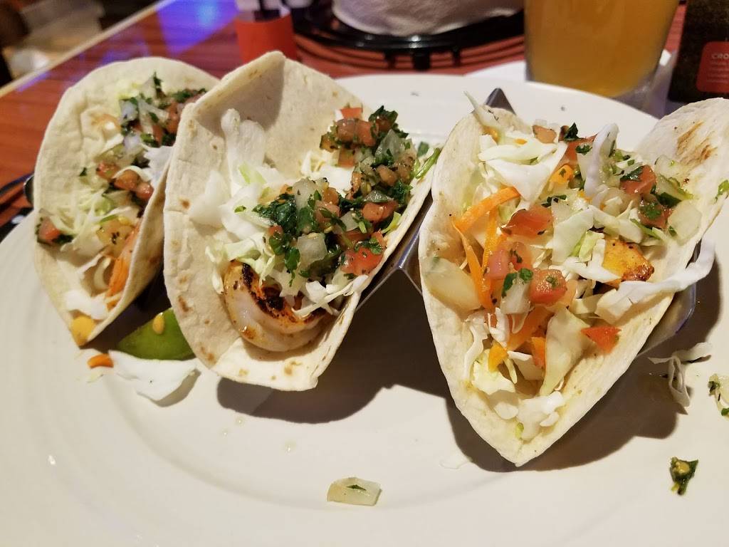 Hooters | restaurant | 9890 Escort Dr, Mason, OH 45040, USA | 5134452701 OR +1 513-445-2701