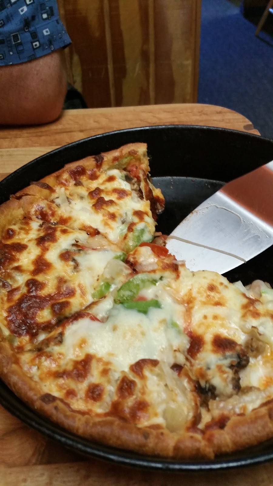 Leonardos Pizza of Millhopper | restaurant | 4131 NW 16th Blvd, Gainesville, FL 32605, USA | 3522755706 OR +1 352-275-5706