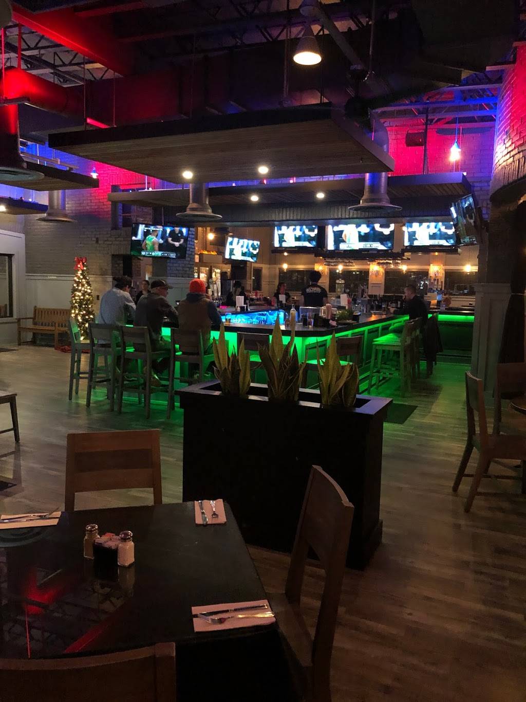 Wildfire Public House | restaurant | 1533 Oakdale Rd # A, Modesto, CA 95355, USA | 2095218667 OR +1 209-521-8667