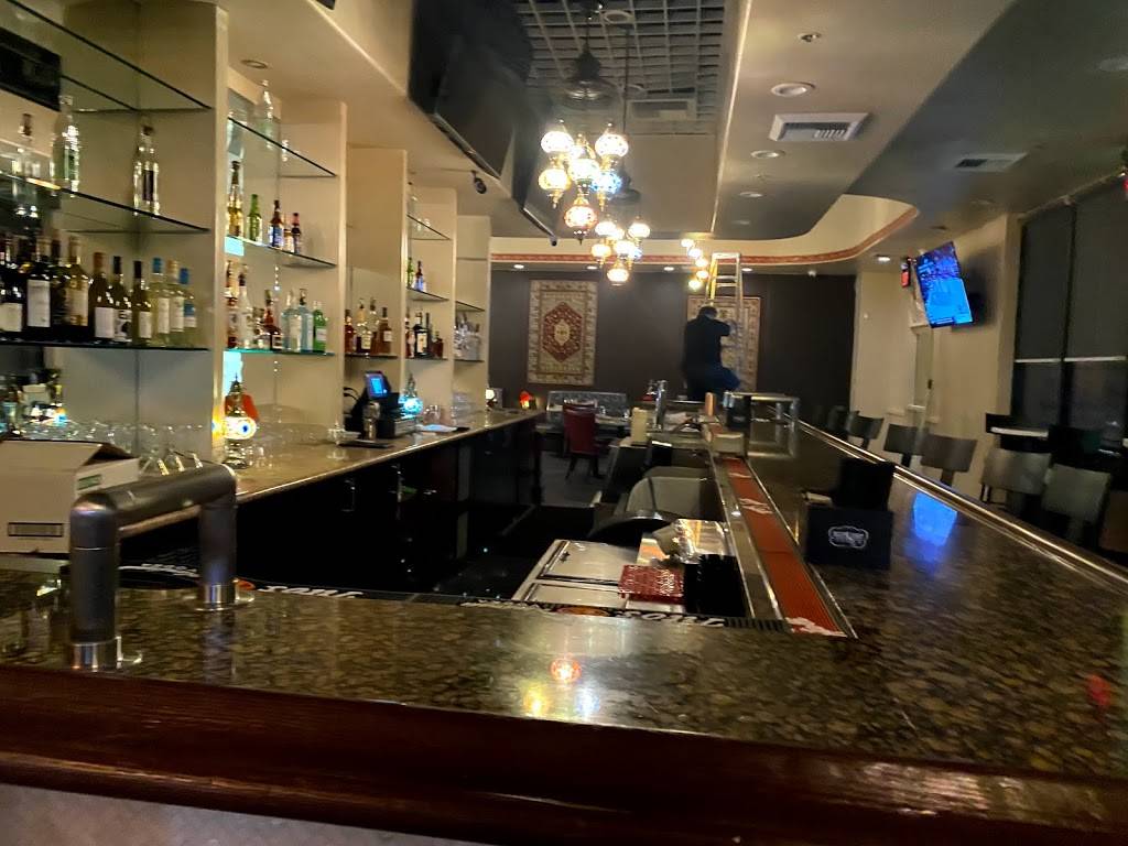 Sultans Palace | restaurant | 8125 W Sahara Ave #300, Las Vegas, NV 89117, USA | 9788357919 OR +1 978-835-7919