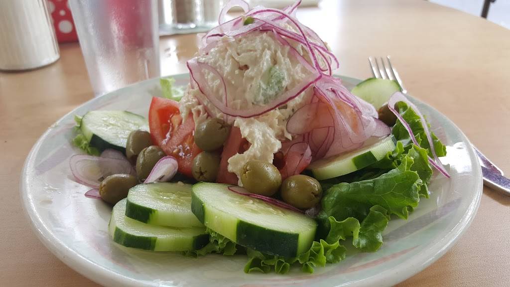 Dollys Produce Patch and Eatery | restaurant | 9930 Bonita Beach Rd SE, Bonita Springs, FL 34135, USA | 2399928939 OR +1 239-992-8939