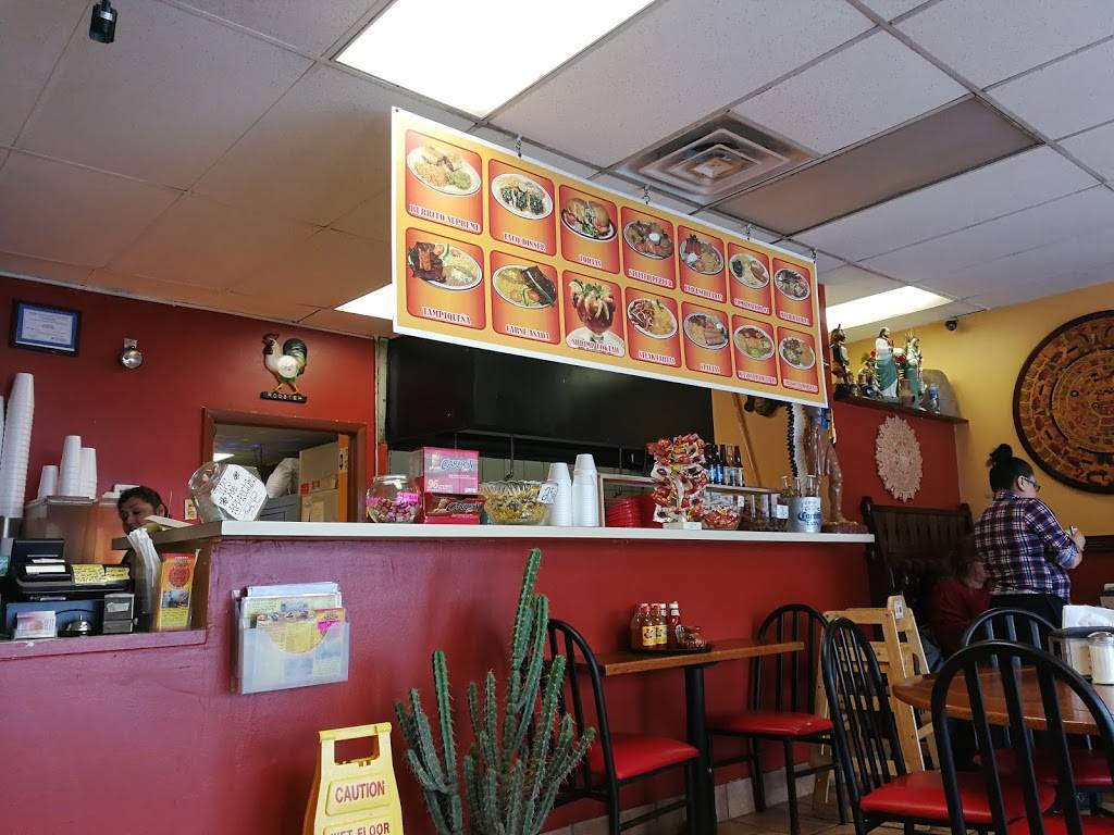 Taqueria Azteca | restaurant | 303 E Irving Park Rd, Wood Dale, IL 60191, USA | 6306169119 OR +1 630-616-9119