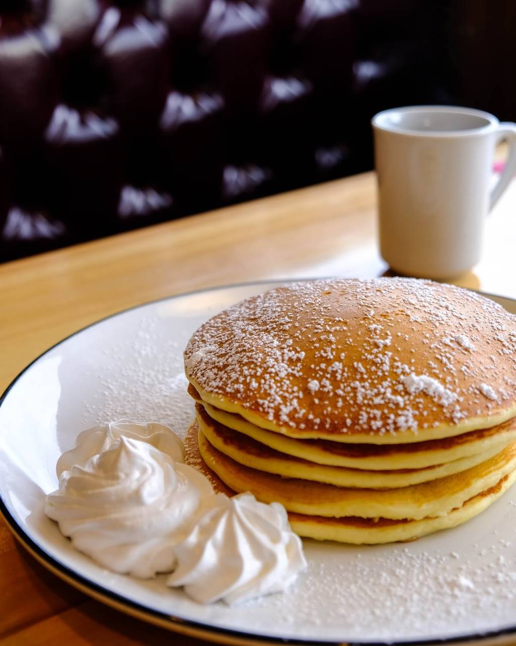 Nickels Deli Restaurants | restaurant | 4280 Rue Jean-Talon, Saint-Léonard, QC H1S 1J7, Canada | 4387881112 OR +1 438-788-1112