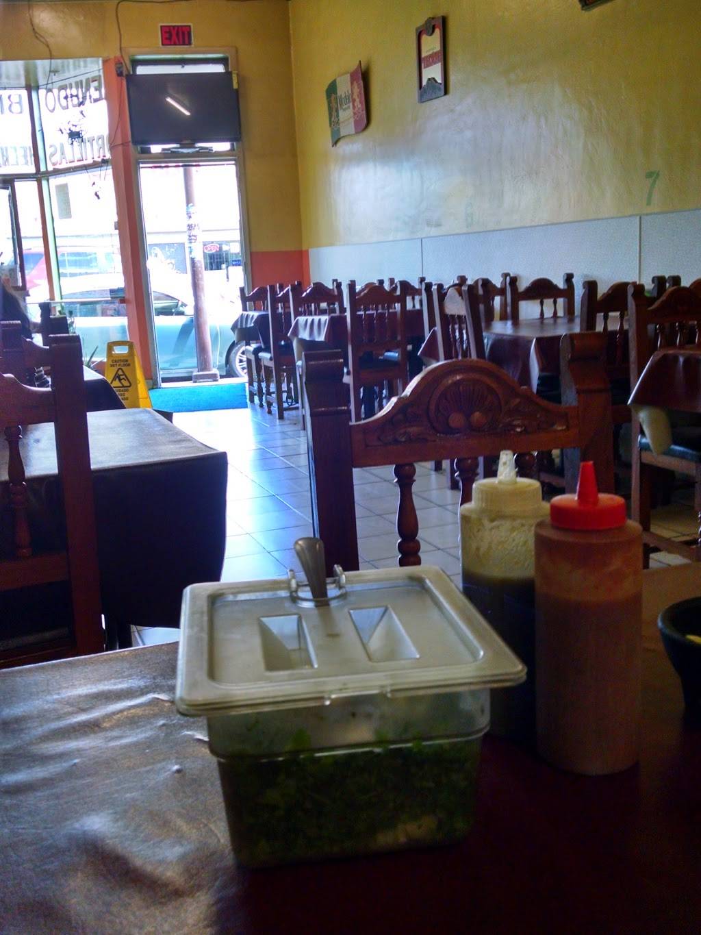Taqueria Gonzalez | restaurant | 3194 Middlefield Rd, Redwood City, CA 94063, USA | 6503656405 OR +1 650-365-6405