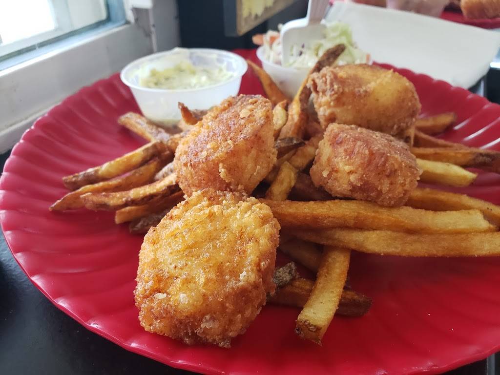 Georges Hot Dog Stand | restaurant | 200 Summer St, Fitchburg, MA 01420, USA | 9783426787 OR +1 978-342-6787