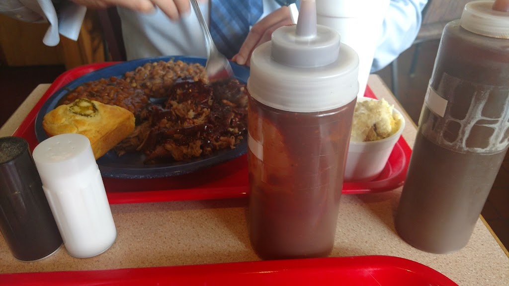 Capitol Smokehouse & Grill | restaurant | 915 W Capitol Ave, Little Rock, AR 72201, USA | 5013724227 OR +1 501-372-4227