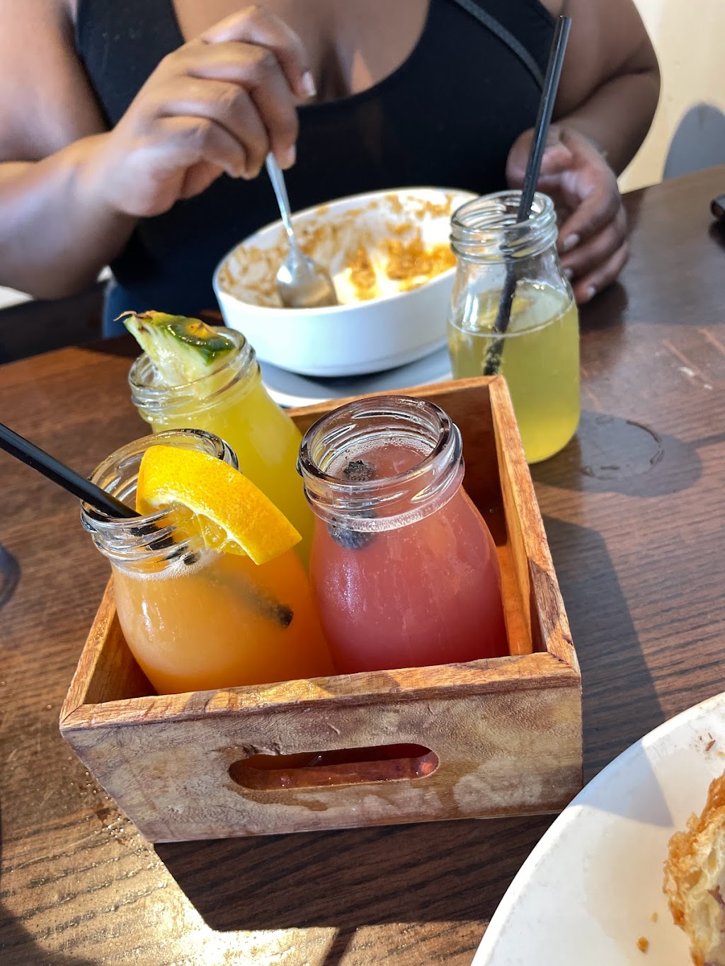 Brunch & Sip | restaurant | 3950 E Indian School Rd Suite #100, Phoenix, AZ 85018, USA | 6026751459 OR +1 602-675-1459