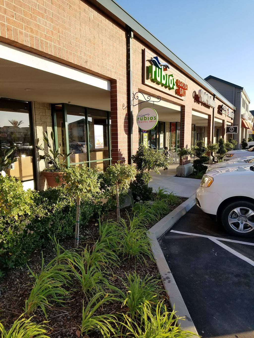 Rubios Coastal Grill | restaurant | 950 Herndon Ave, Clovis, CA 93612, USA | 5599000219 OR +1 559-900-0219
