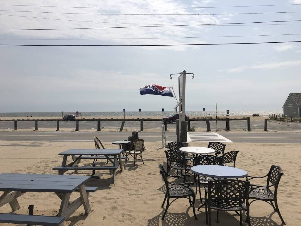 Barnacle Snack Bar | restaurant | 988 Craigville Beach Rd, Centerville, MA 02632, USA | 7744702166 OR +1 774-470-2166