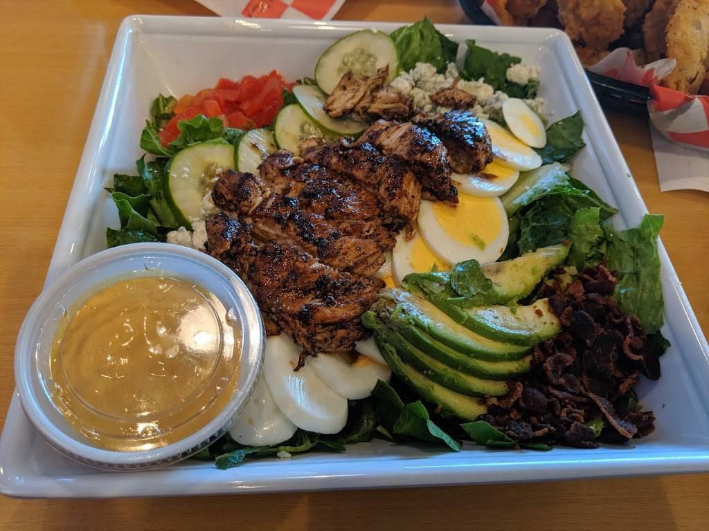 Rozzie Bs | restaurant | 9675 Eagle Dr, Mont Belvieu, TX 77523, USA | 8323077352 OR +1 832-307-7352