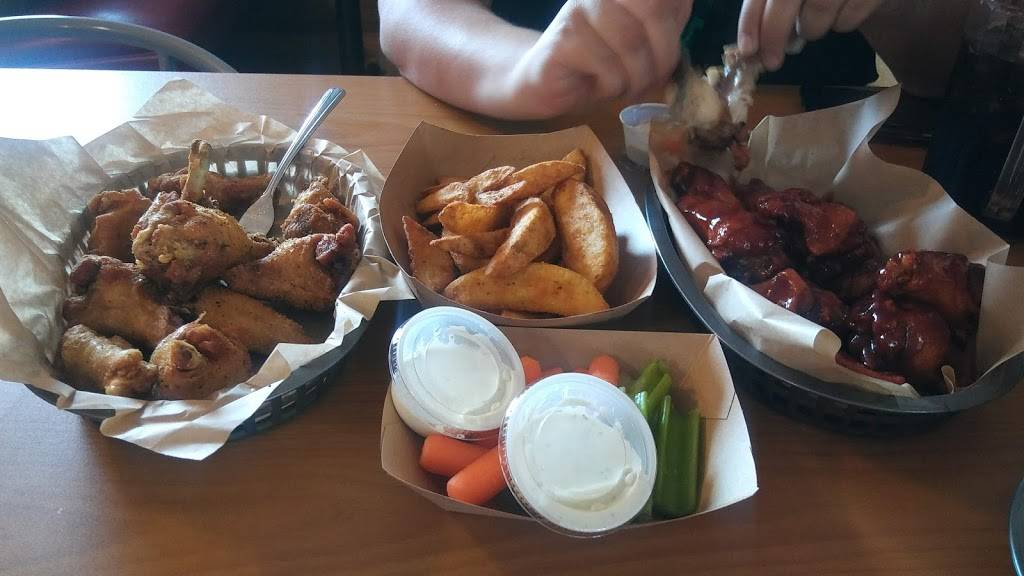 Rocket Wings | restaurant | 380 N Hwy 123 Bypass, Seguin, TX 78155, USA | 8303799464 OR +1 830-379-9464