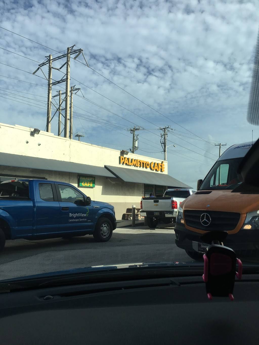 Palmetto Cafe | restaurant | 9010 NW South River Dr, Medley, FL 33166, USA | 3058885676 OR +1 305-888-5676