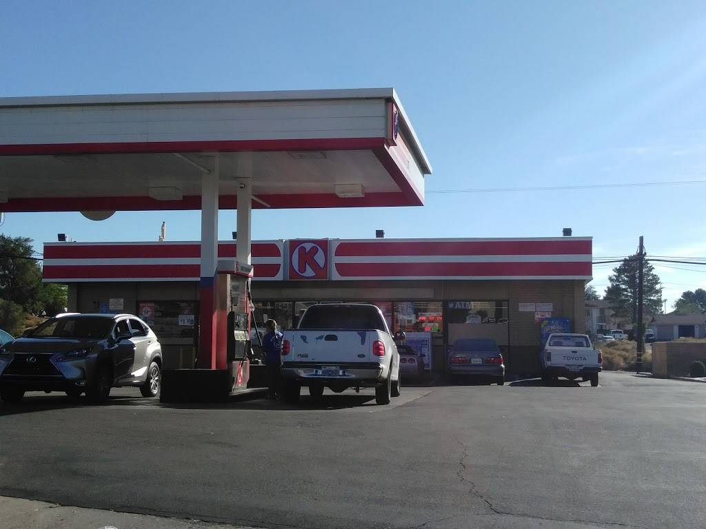 Circle K | meal takeaway | 18465 CA-18, Apple Valley, CA 92307, USA | 7602424141 OR +1 760-242-4141