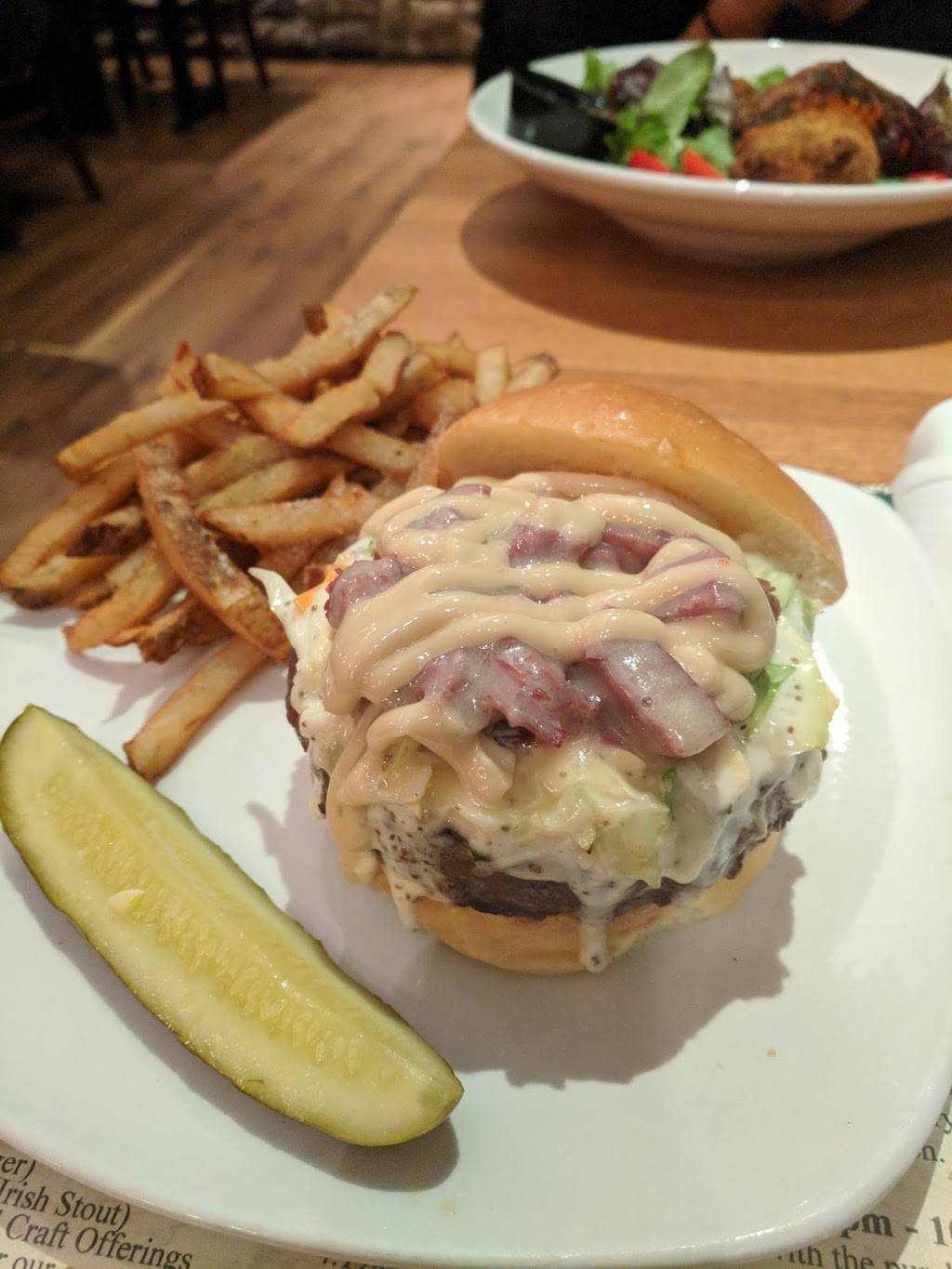 An Poitin Stil | restaurant | 2323 York Rd, Lutherville-Timonium, MD 21093, USA | 4105607900 OR +1 410-560-7900