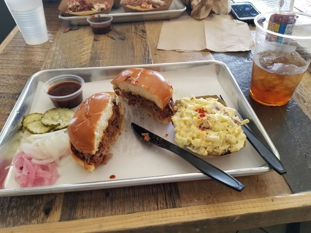 AJ’s Tex-Mex Barbecue | restaurant | 12123 Riverside Dr, Valley Village, CA 91607, USA | 8185058865 OR +1 818-505-8865