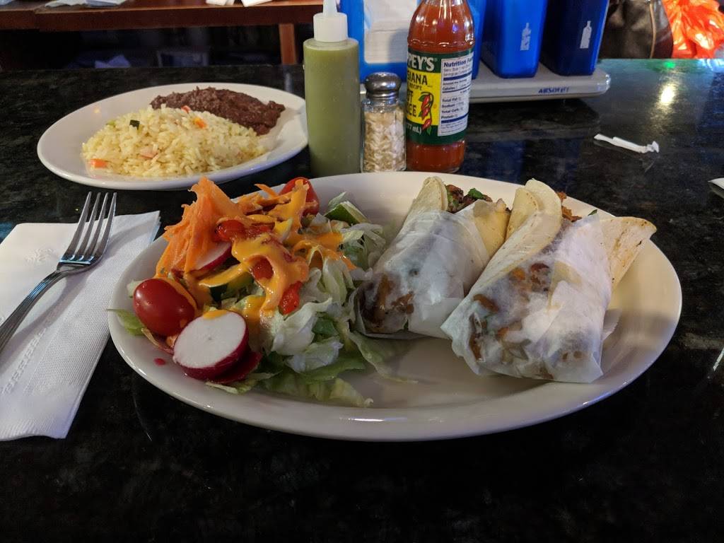 Arco Iris Restaurant & Bar | restaurant | 219 Fulton Ave, Hempstead, NY 11550, USA | 5165383961 OR +1 516-538-3961