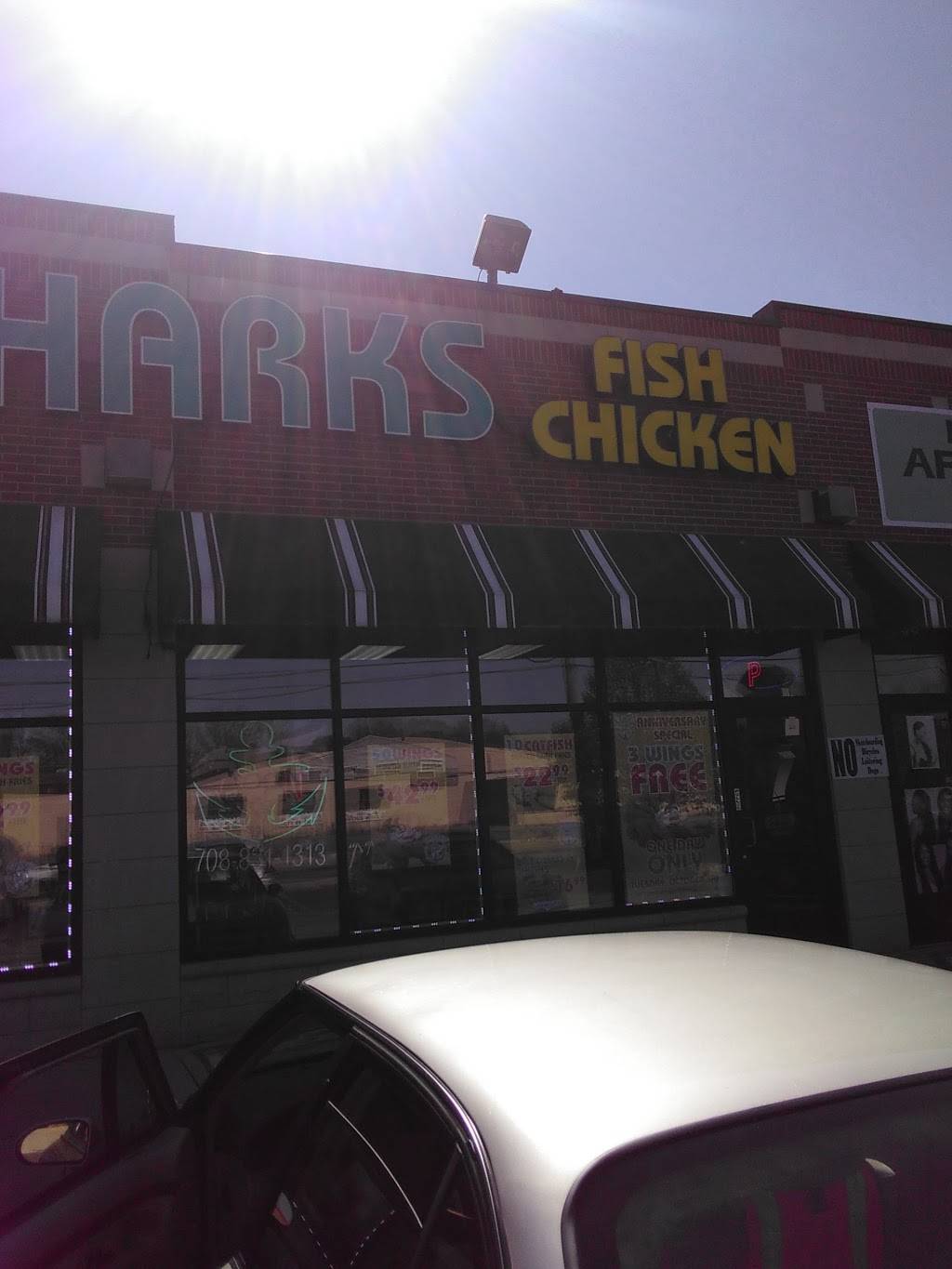 Sharks fish and chicken in Harvey IL | restaurant | 454 E 147th St, Harvey, IL 60426, USA | 7088311313 OR +1 708-831-1313