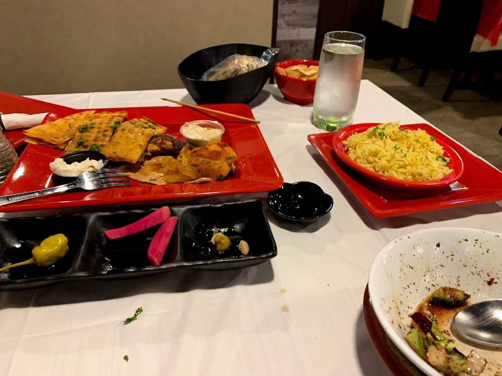 Beirut Restaurant | restaurant | 410 Front Rd, Windsor, ON N9J 1Z9, Canada | 5199927373 OR +1 519-992-7373