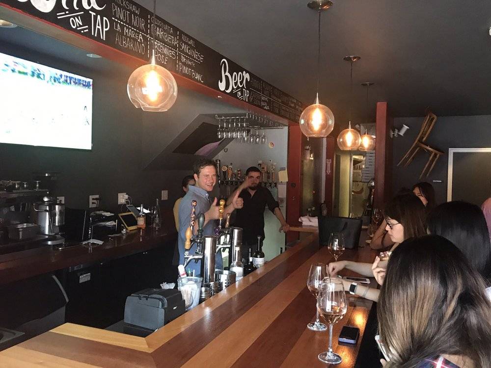 Pink Onion | restaurant | 64 14th St, San Francisco, CA 94103, USA | 4155292635 OR +1 415-529-2635