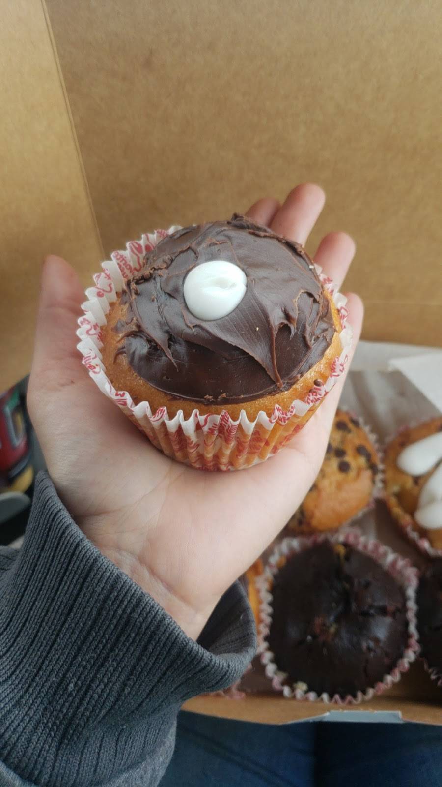 Big Apple Bagels | bakery | 1123 US-31, Petoskey, MI 49770, USA | 2313481110 OR +1 231-348-1110