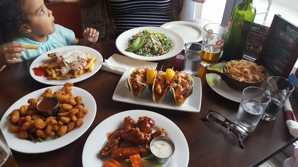 The Clubhouse | restaurant | 377 Denton Ave, New Hyde Park, NY 11040, USA | 5168731110 OR +1 516-873-1110