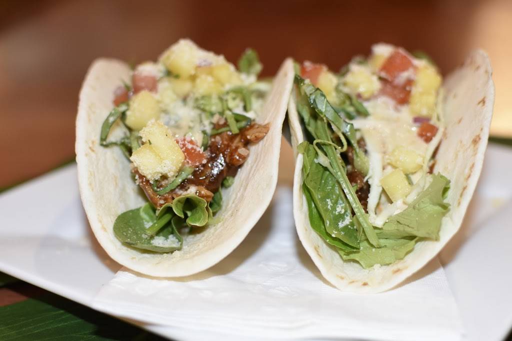 Savvy Bistro and Bar | restaurant | 710 Nostrand Ave, Brooklyn, NY 11216, USA | 3475337880 OR +1 347-533-7880