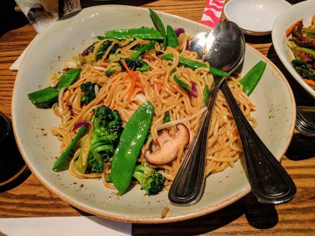 P.F. Changs | restaurant | 21821 W Oxnard St, Woodland Hills, CA 91367, USA | 8183400491 OR +1 818-340-0491