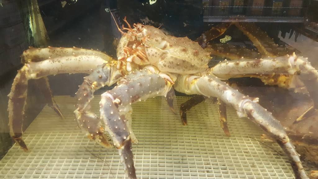 New Furama Restaurant | restaurant | 2828 S Wentworth Ave, Chicago, IL 60616, USA | 3122256888 OR +1 312-225-6888