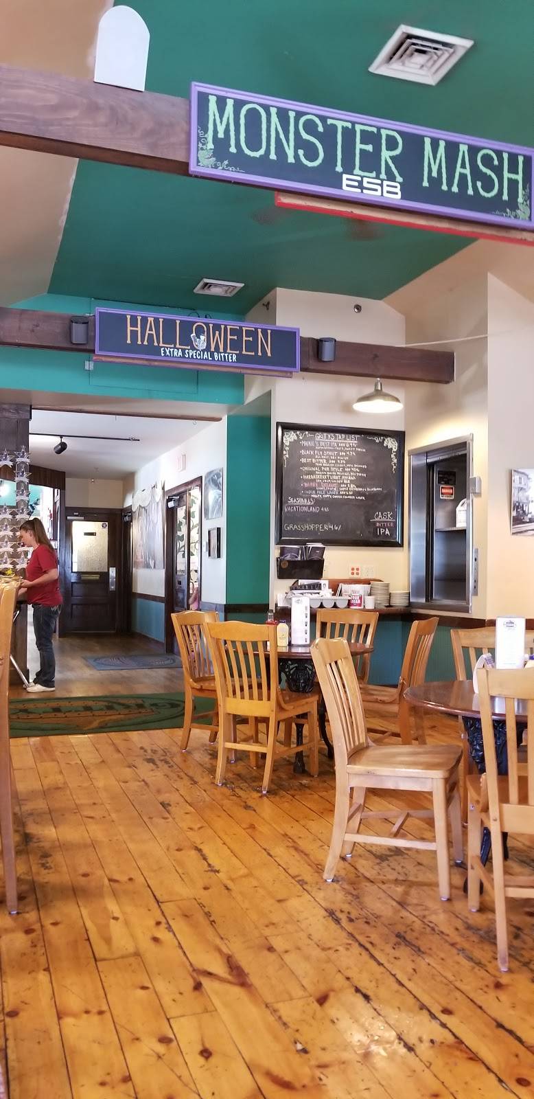 Gritty McDuffs Freeport Brew Pub | restaurant | 187 Lower Main St, Freeport, ME 04032, USA | 2078654321 OR +1 207-865-4321