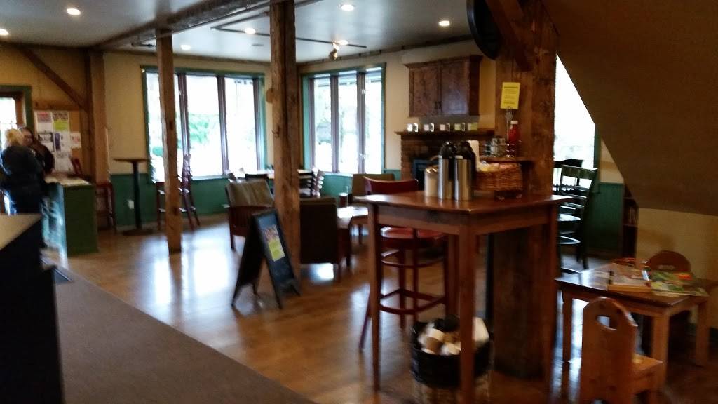 Daves Diner | restaurant | 35 Albany St, Cazenovia, NY 13035, USA | 3158154300 OR +1 315-815-4300