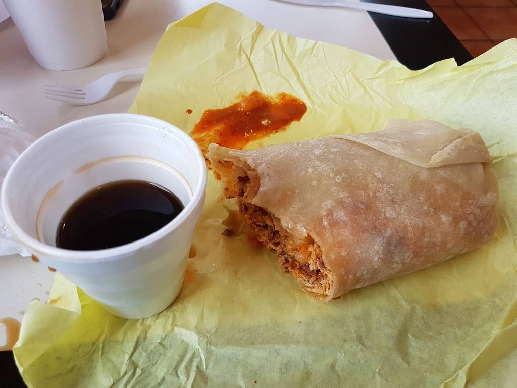 Nicos Mexican Food | restaurant | 3910 E 29th St, Tucson, AZ 85711, USA | 5205120312 OR +1 520-512-0312