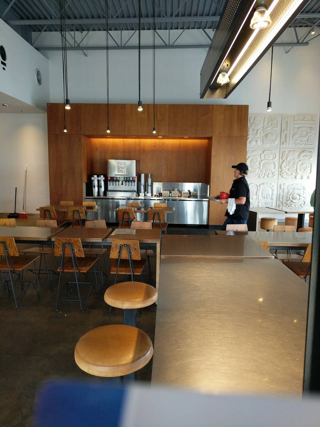 Chipotle Mexican Grill | restaurant | 1227 W Ohio Pike, Amelia, OH 45102, USA | 5137523444 OR +1 513-752-3444