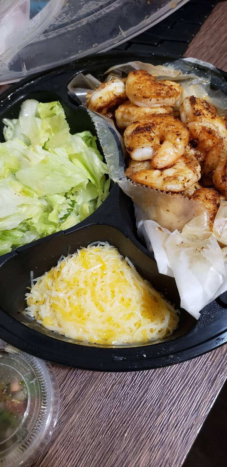 Surfs Up Dekalb | restaurant | 850 Pappas Dr Ste C, DeKalb, IL 60115, USA | 8155170620 OR +1 815-517-0620