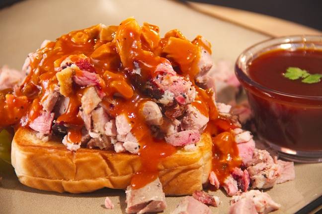 This Is It! BBQ & Seafood (Camp Creek Full-service) | restaurant | 3523 Camp Creek Pkwy, Atlanta, GA 30344, USA | 4046291114 OR +1 404-629-1114