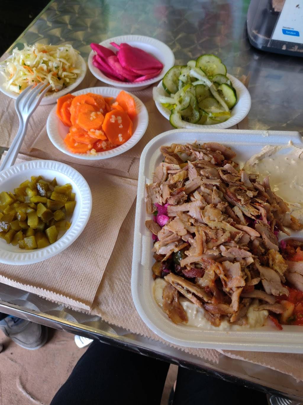 Chill & Grill Pita | restaurant | 7158 N Beracasa Way, Boca Raton, FL 33433, USA | 5617176968 OR +1 561-717-6968