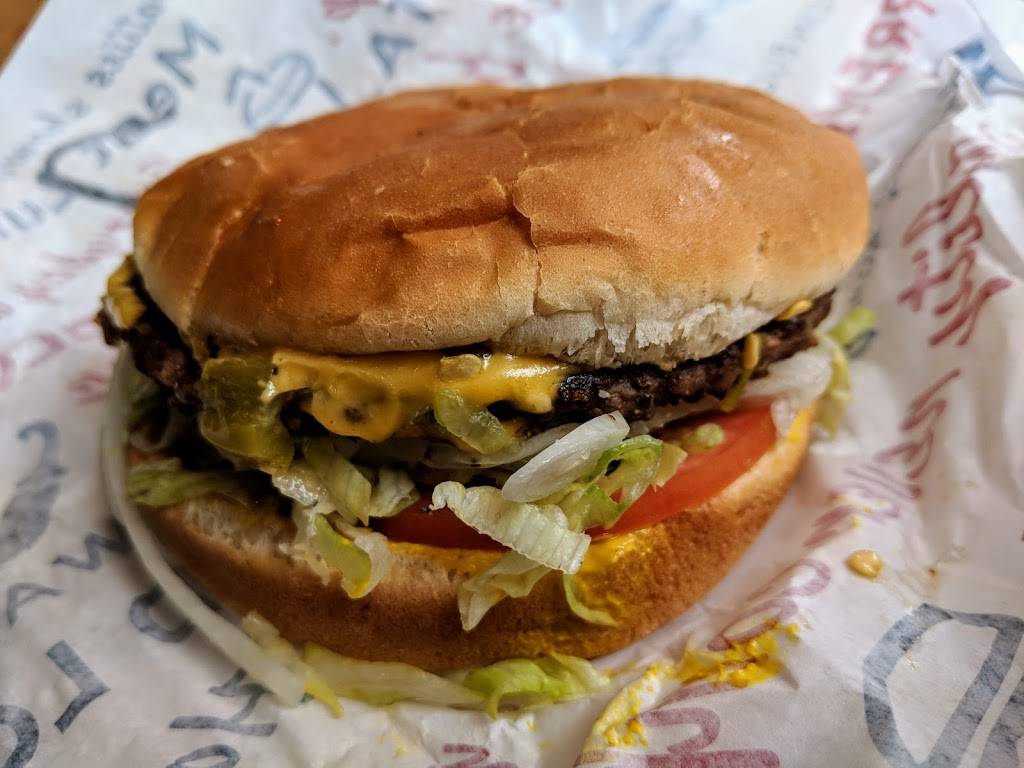 Blakes Lotaburger | restaurant | 1640 Gibson Blvd SE, Albuquerque, NM 87106, USA | 5052249990 OR +1 505-224-9990
