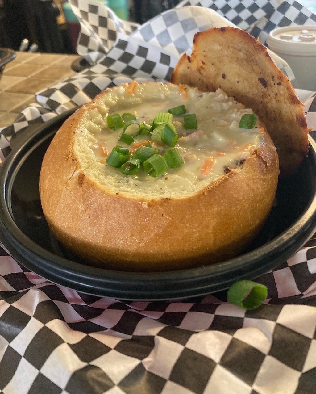 Grillagans Island | restaurant | 6232 State Hwy 20, Lucerne, CA 95458, USA | 7074619925 OR +1 707-461-9925