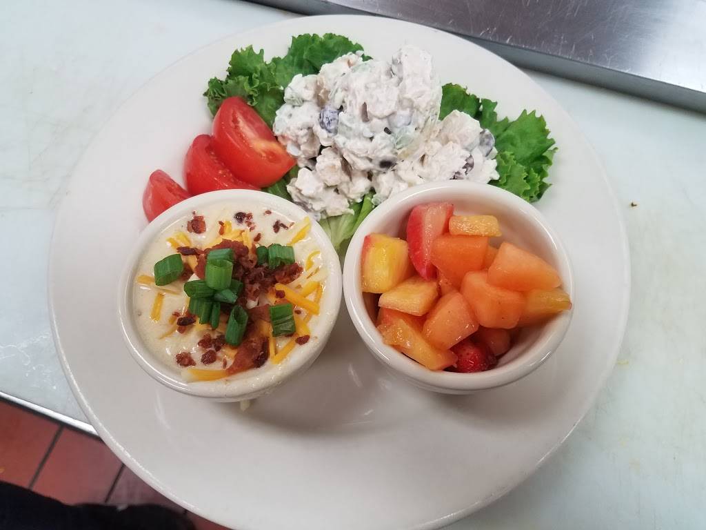 Alley 21 Neighborhood Bar & Grille | restaurant | 1086 N High St, Hillsboro, OH 45133, USA | 93784002002 OR +1 937-840-0200 ext. 2