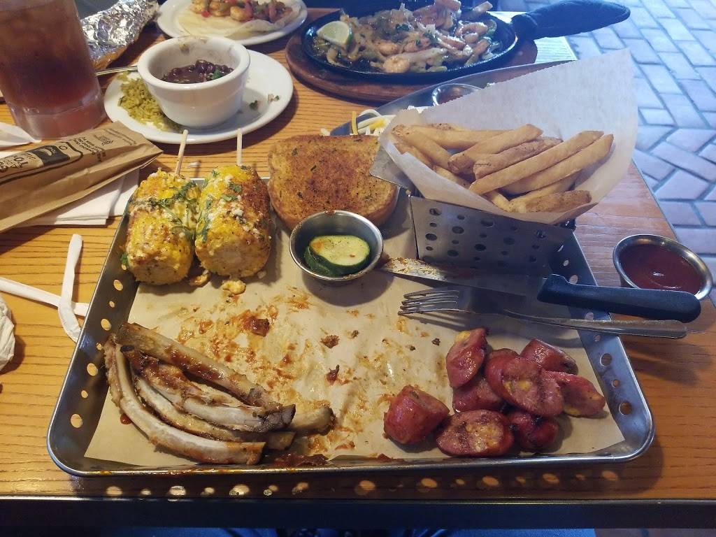 Chilis Grill & Bar | meal takeaway | 2221 N Rose Ave, Oxnard, CA 93036, USA | 8052780027 OR +1 805-278-0027