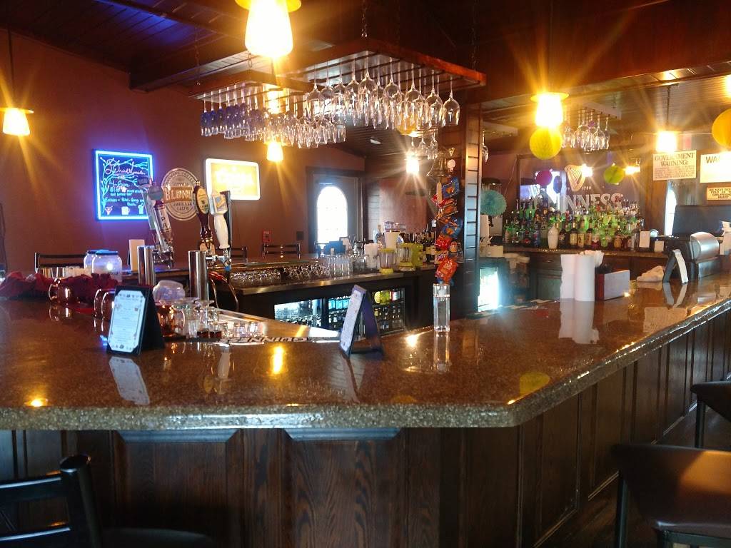 Ellas On The Bay | restaurant | 209 Main St, Morristown, NY 13664, USA | 3153753058 OR +1 315-375-3058