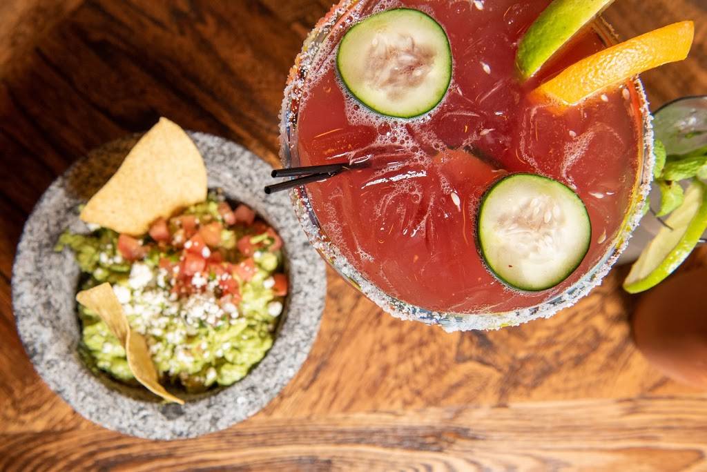 Quesos Mexican Bar & Grill (Burlington) | restaurant | 321 N Roosevelt Ave, Burlington, IA 52601, USA | 3195962076 OR +1 319-596-2076