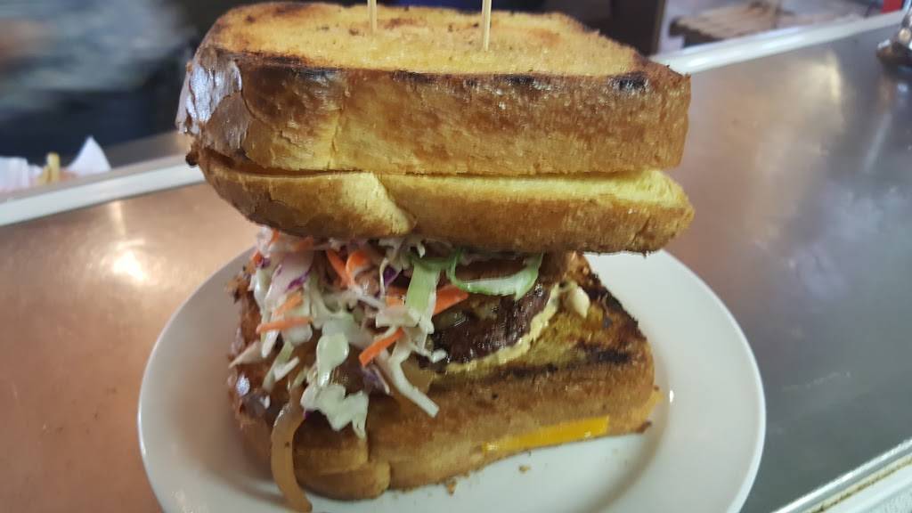 Pine House Cafe & Tavern | cafe | 9849 Sunrise Hwy, Mt Laguna, CA 91948, USA | 6194738857 OR +1 619-473-8857