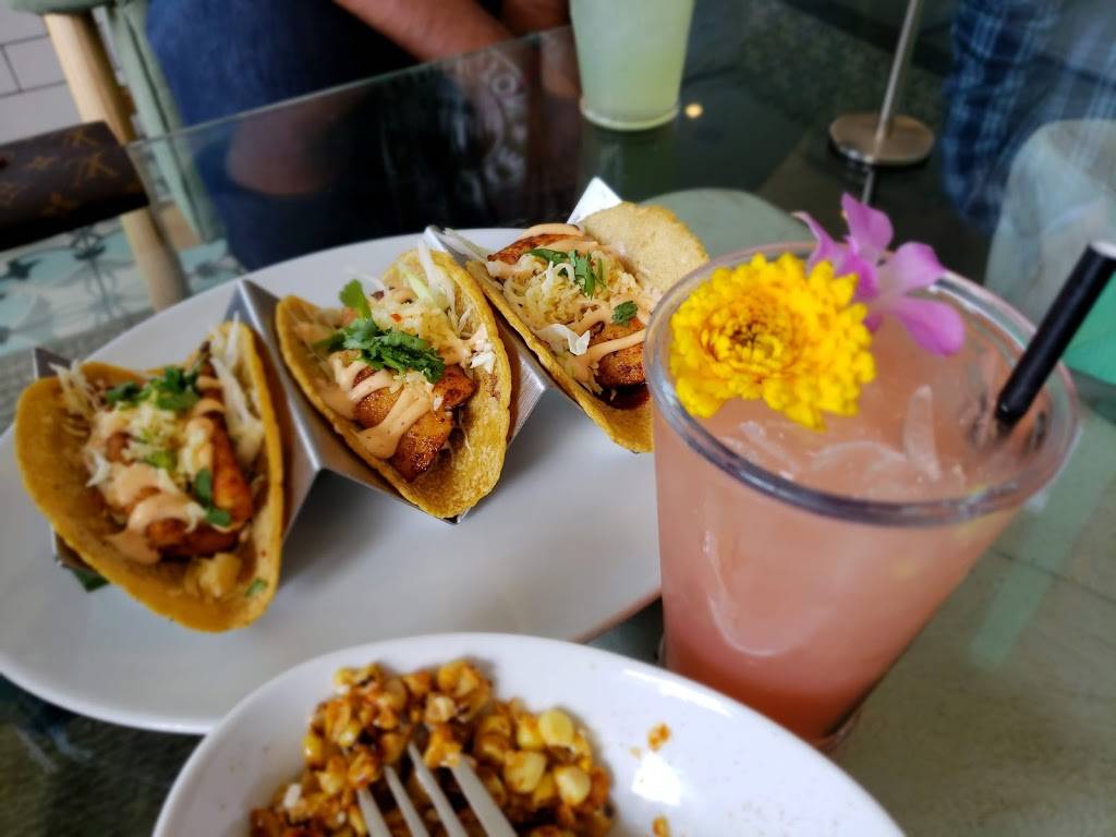 Tocaya Organica - Century City | restaurant | 10250 Santa Monica Blvd #2300, Century City, CA 90067, USA | 4242556956 OR +1 424-255-6956