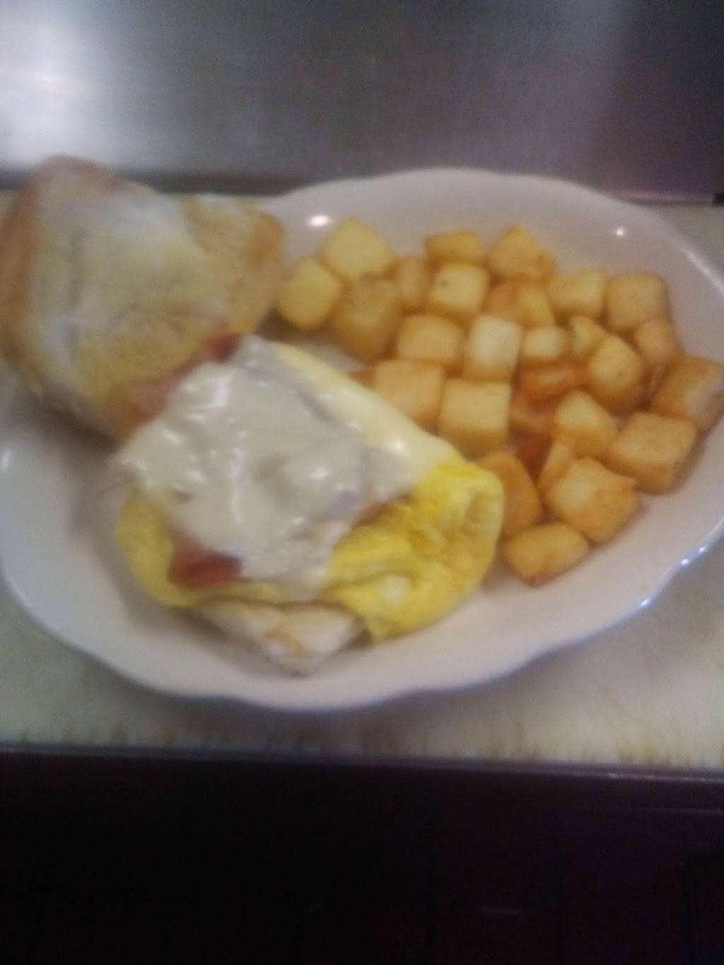 Wise Guys Diner | restaurant | 2811 Dewey Ave, Rochester, NY 14616, USA | 5856631800 OR +1 585-663-1800