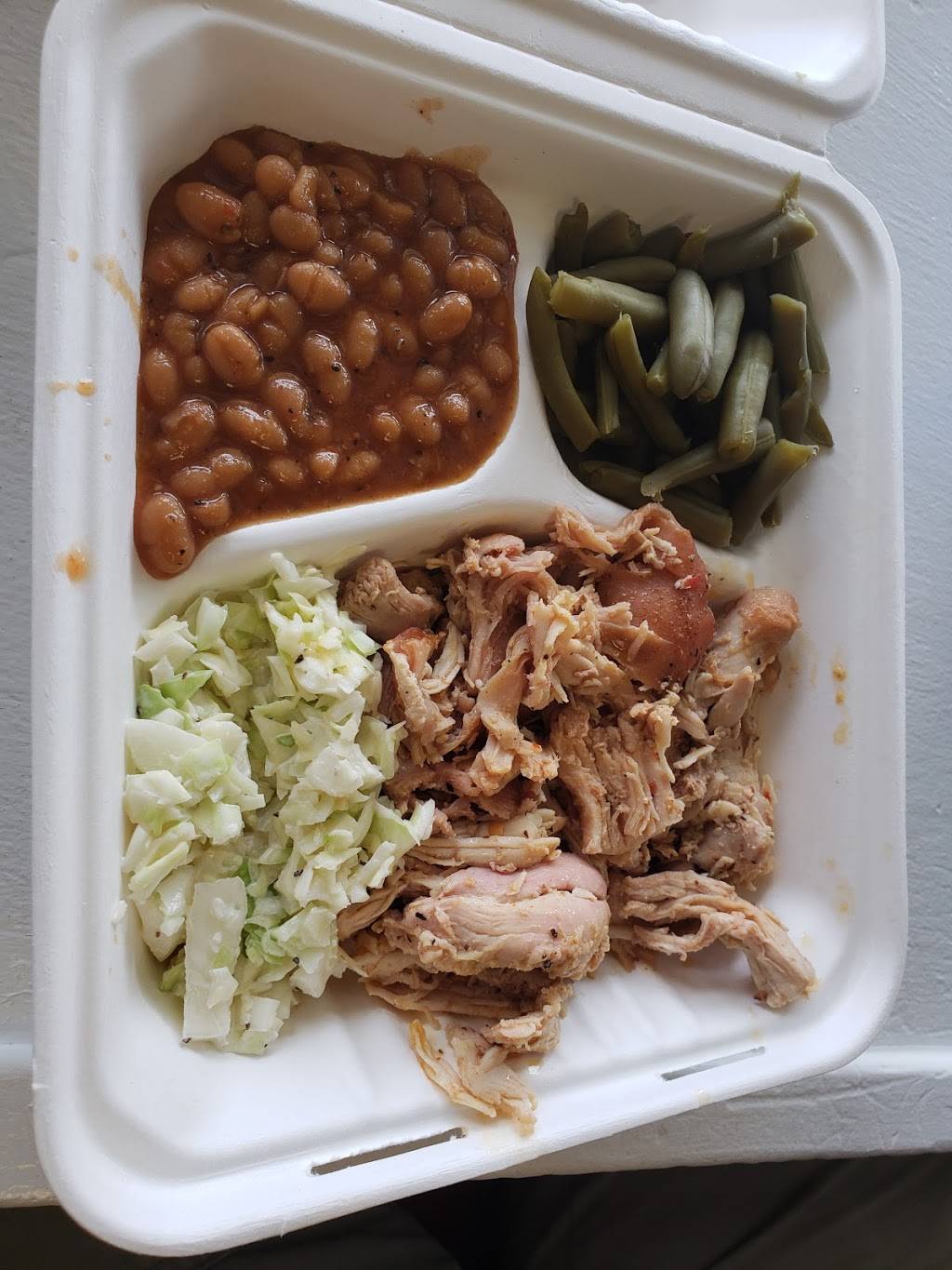 Daddy Bobs Barbeque | restaurant | 333 N Raleigh St E, Angier, NC 27501, USA | 9192759445 OR +1 919-275-9445