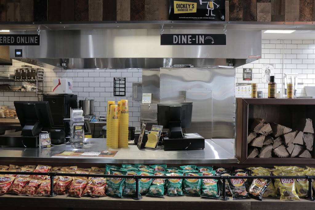 Dickeys Barbecue Pit | restaurant | 8330 W Bellfort Ave, Houston, TX 77071, USA | 2813240056 OR +1 281-324-0056