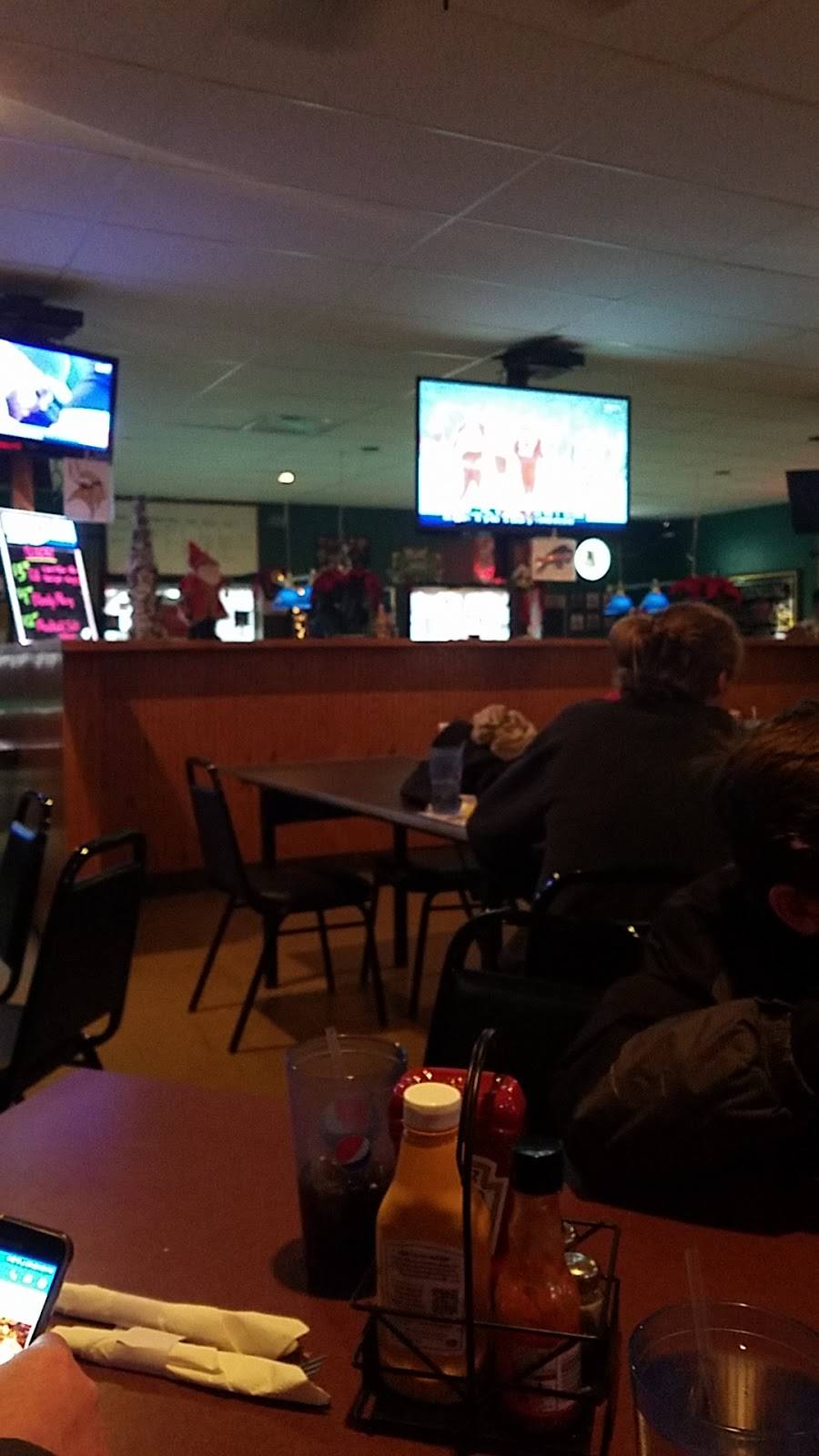 Uncle Joes Grill & Sports Bar | restaurant | 302 W Green St, Ithaca, NY 14850, USA | 6072732662 OR +1 607-273-2662