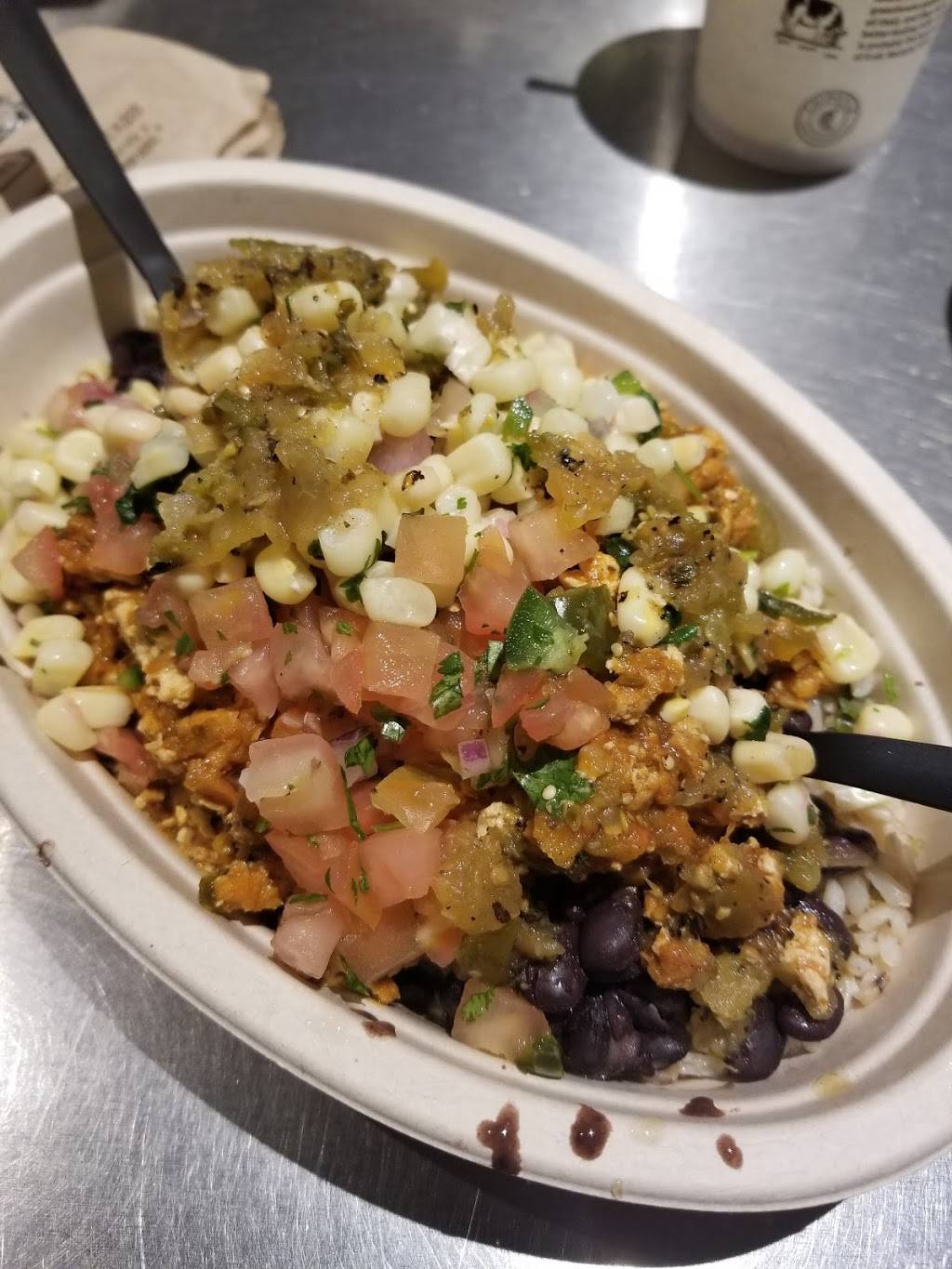 Chipotle Mexican Grill | restaurant | 961 Dana Dr Ste 160, Redding, CA 96003, USA | 5302239292 OR +1 530-223-9292