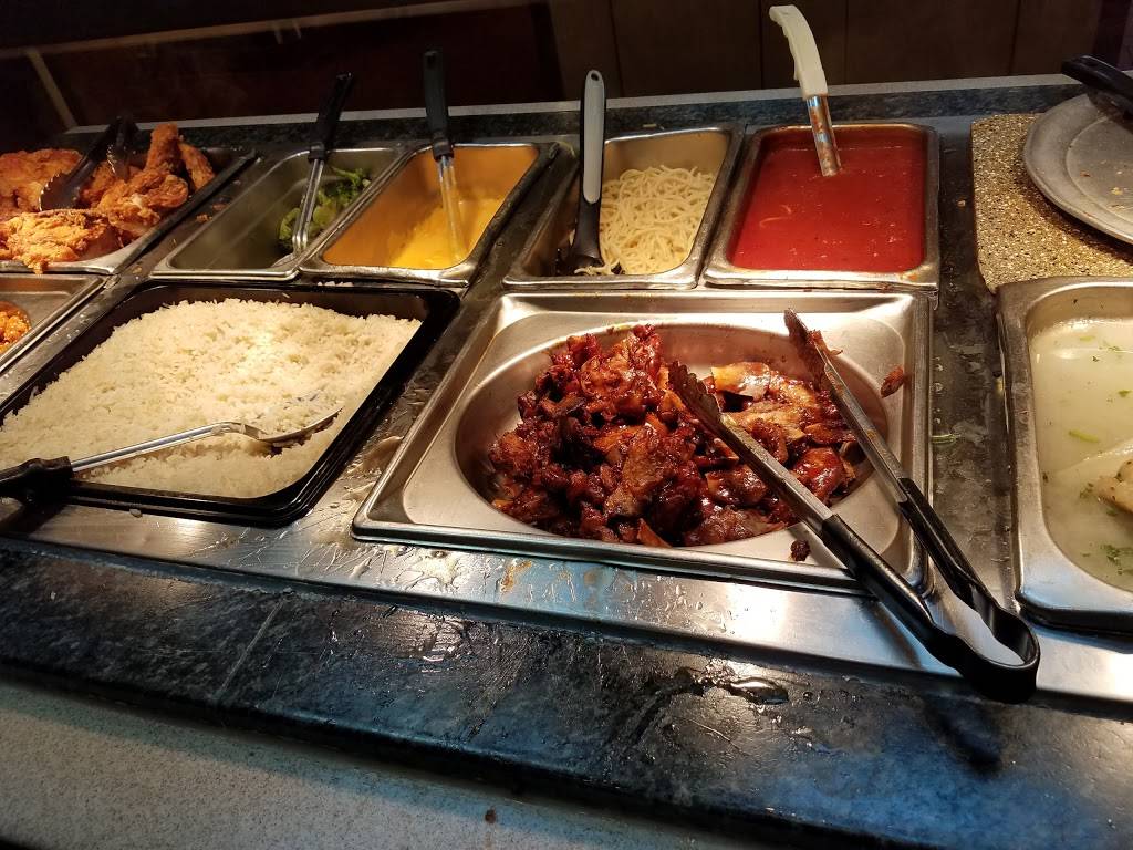 HomeTown Buffet | restaurant | 561 US-1 South, Edison, NJ 08817, USA | 7327771104 OR +1 732-777-1104